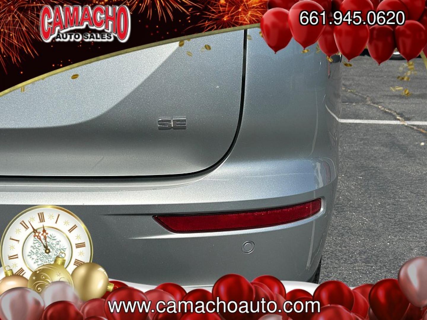 2024 Silver Mitsubishi Outlander (JA4J4VA84RZ) with an 4-Cyl 2.5 Liter engine, Automatic CVT transmission, located at 412 Auto Vista Drive, Palmdale, CA, 93551, (661) 945-0620, 34.592636, -118.136681- Photo#11