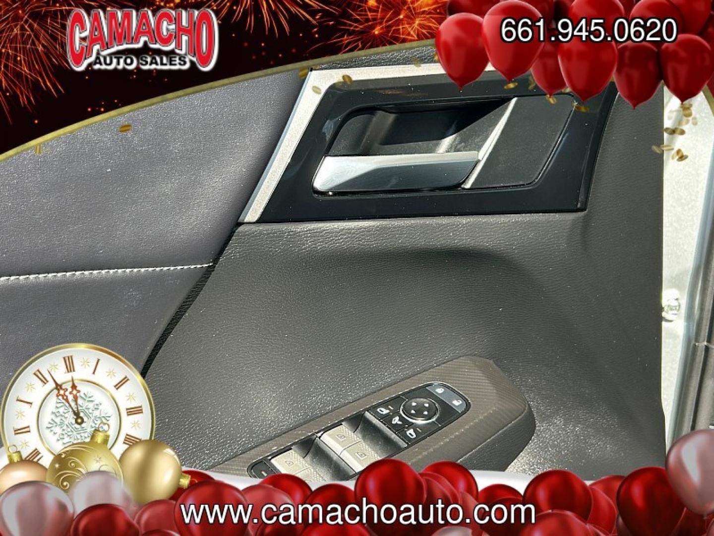 2024 Silver Mitsubishi Outlander (JA4J4VA84RZ) with an 4-Cyl 2.5 Liter engine, Automatic CVT transmission, located at 412 Auto Vista Drive, Palmdale, CA, 93551, (661) 945-0620, 34.592636, -118.136681- Photo#24