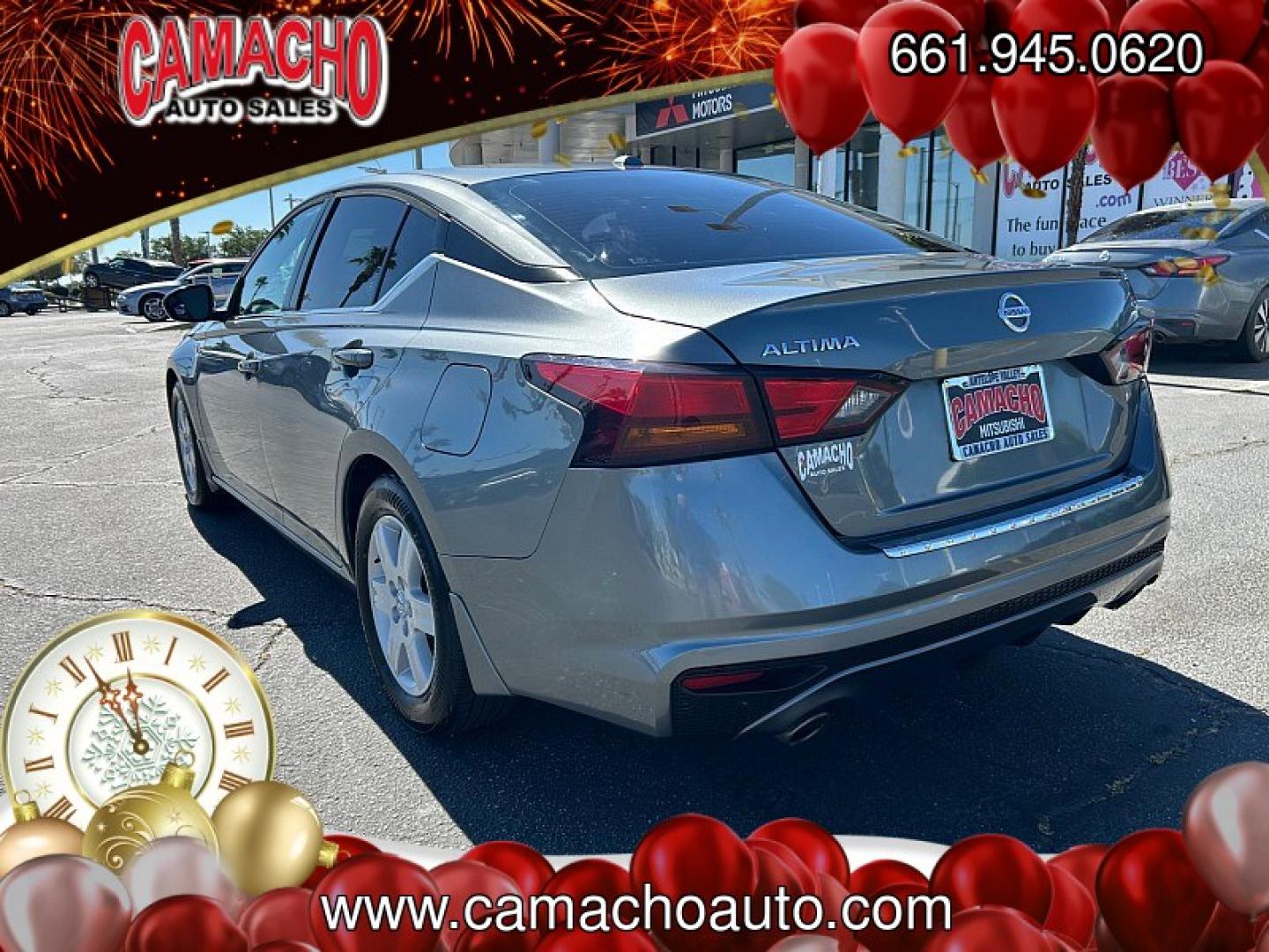 2019 Gray Nissan Altima (1N4BL4CV7KN) with an 4-Cyl 2.5 Liter engine, Automatic Xtronic CVT transmission, located at 412 Auto Vista Drive, Palmdale, CA, 93551, (661) 945-0620, 34.592636, -118.136681- Photo#4
