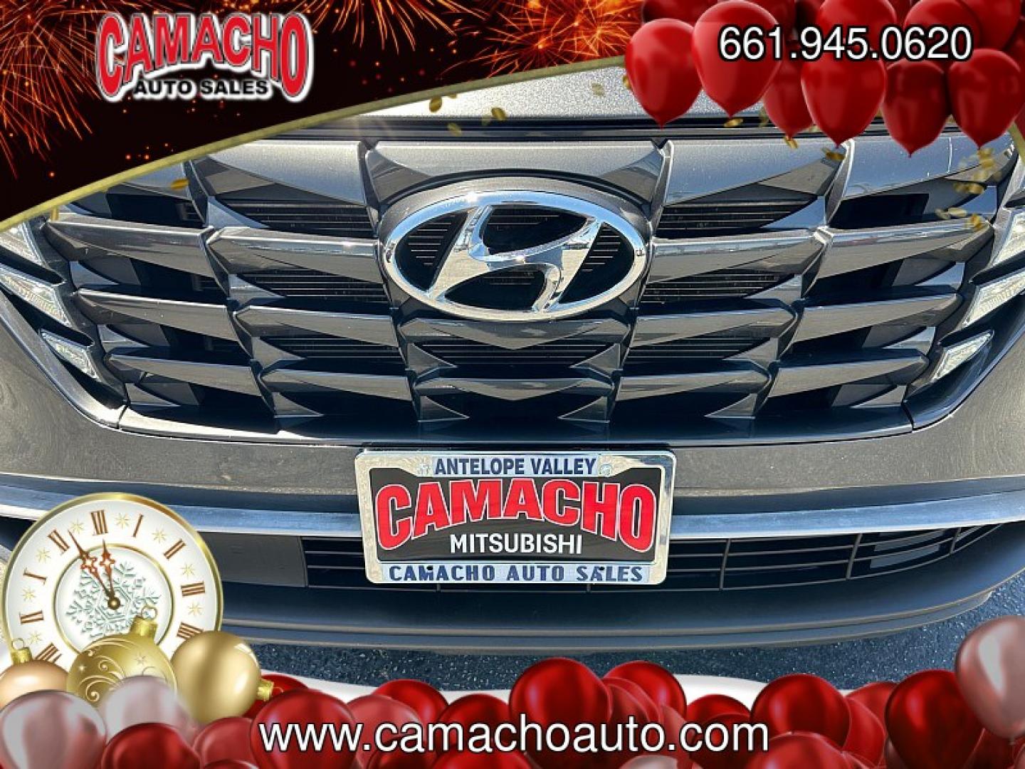 2024 Gray Hyundai Tucson (5NMJB3DEXRH) with an 4-Cyl 2.5 Liter engine, Automatic 8-Spd transmission, located at 412 Auto Vista Drive, Palmdale, CA, 93551, (661) 945-0620, 34.592636, -118.136681- Photo#12