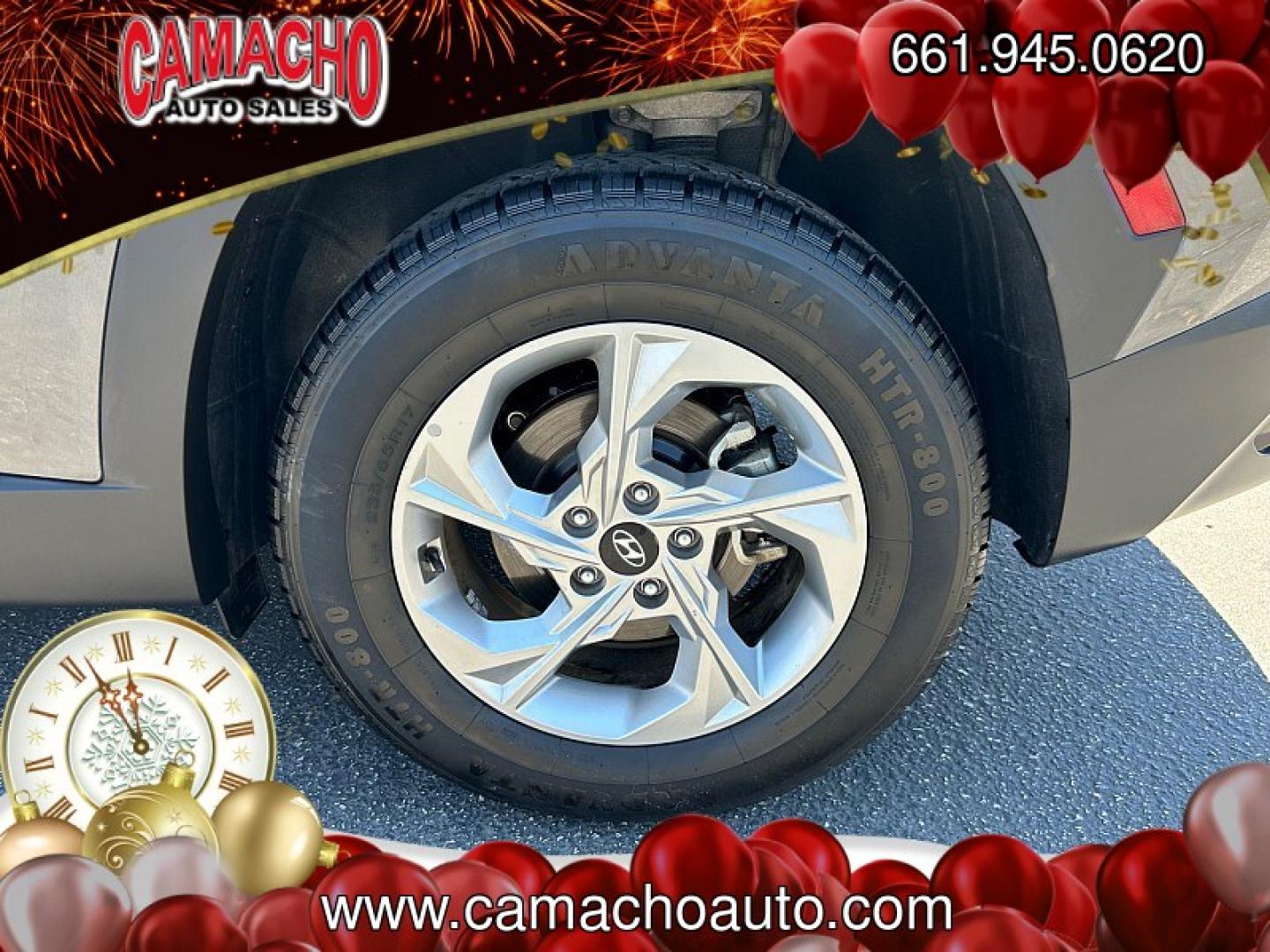 2024 Gray Hyundai Tucson (5NMJB3DEXRH) with an 4-Cyl 2.5 Liter engine, Automatic 8-Spd transmission, located at 412 Auto Vista Drive, Palmdale, CA, 93551, (661) 945-0620, 34.592636, -118.136681- Photo#13