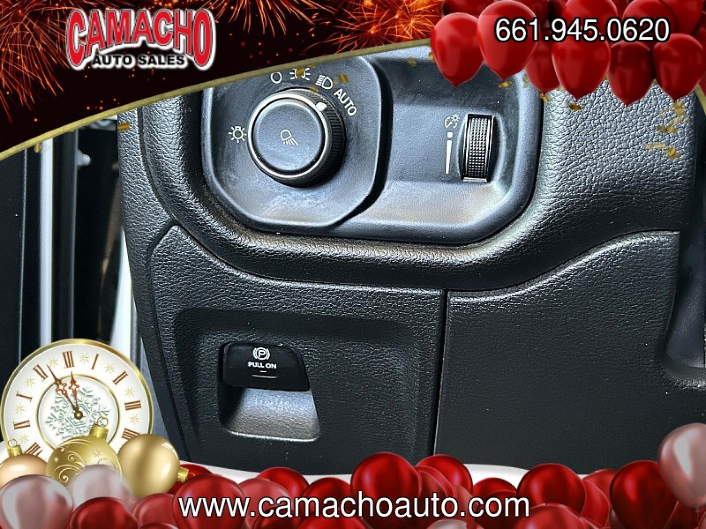 2024 White Ram 1500 2WD (1C6RREJT9RN) , Automatic 8-Spd transmission, located at 412 Auto Vista Drive, Palmdale, CA, 93551, (661) 945-0620, 34.592636, -118.136681- Photo#24