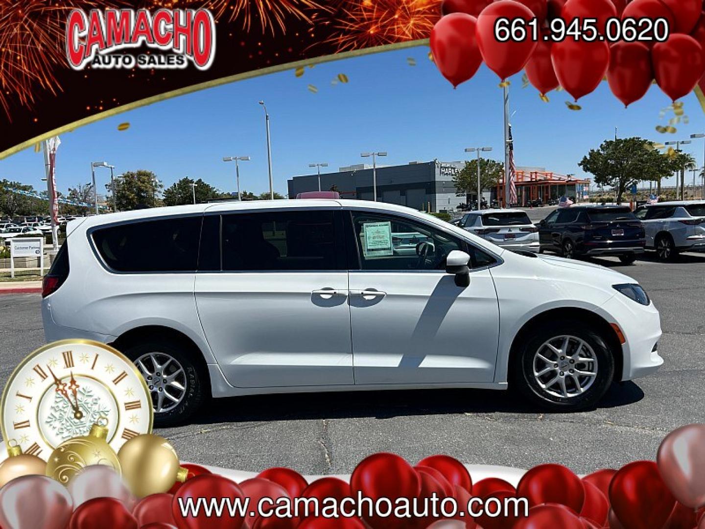 2023 White Chrysler Voyager (2C4RC1CG4PR) with an V6 3.6 Liter engine, Automatic 9-Spd transmission, located at 412 Auto Vista Drive, Palmdale, CA, 93551, (661) 945-0620, 34.592636, -118.136681- Photo#4