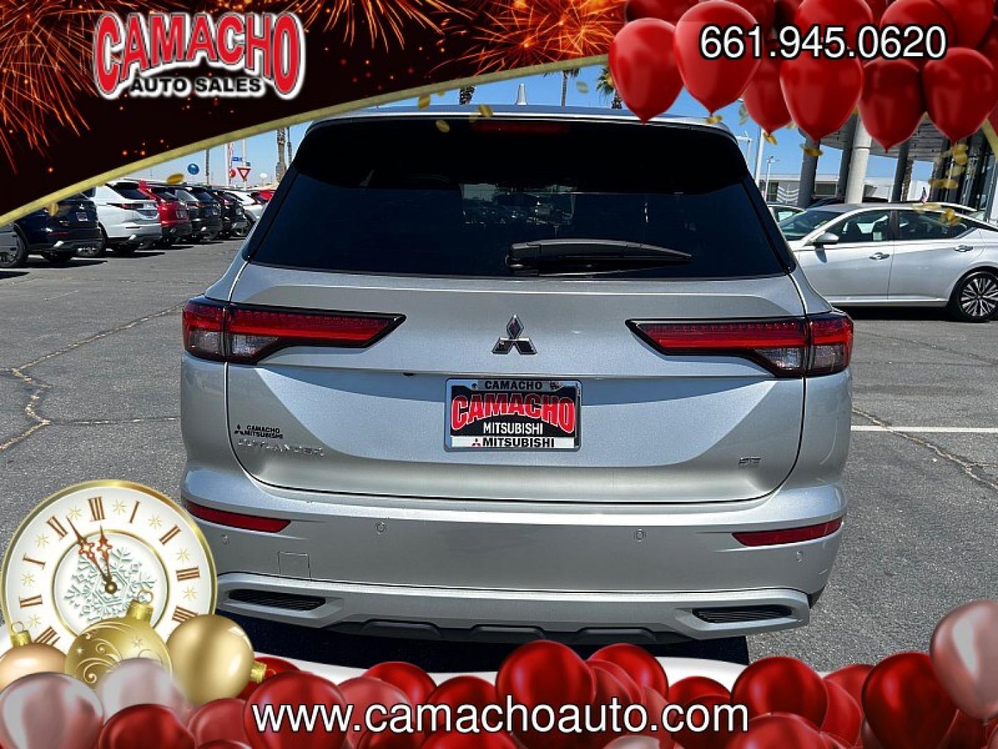 2024 Silver Mitsubishi Outlander (JA4J3VA80RZ) with an 4-Cyl 2.5 Liter engine, Automatic CVT transmission, located at 412 Auto Vista Drive, Palmdale, CA, 93551, (661) 945-0620, 34.592636, -118.136681- Photo#2