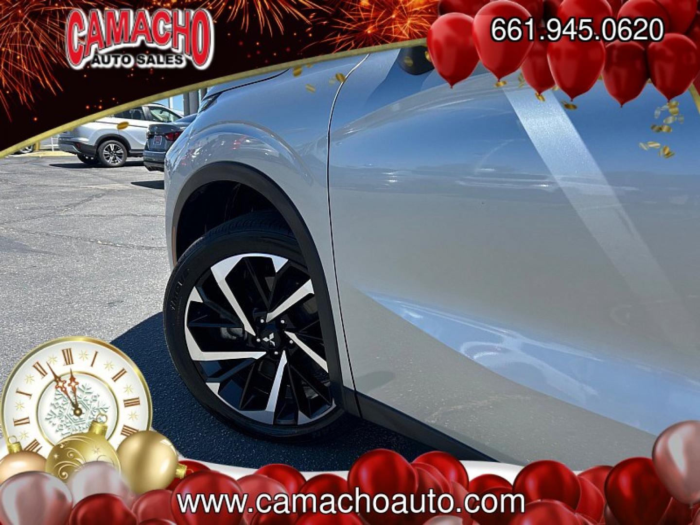 2024 Silver Mitsubishi Outlander (JA4J3VA80RZ) with an 4-Cyl 2.5 Liter engine, Automatic CVT transmission, located at 412 Auto Vista Drive, Palmdale, CA, 93551, (661) 945-0620, 34.592636, -118.136681- Photo#6