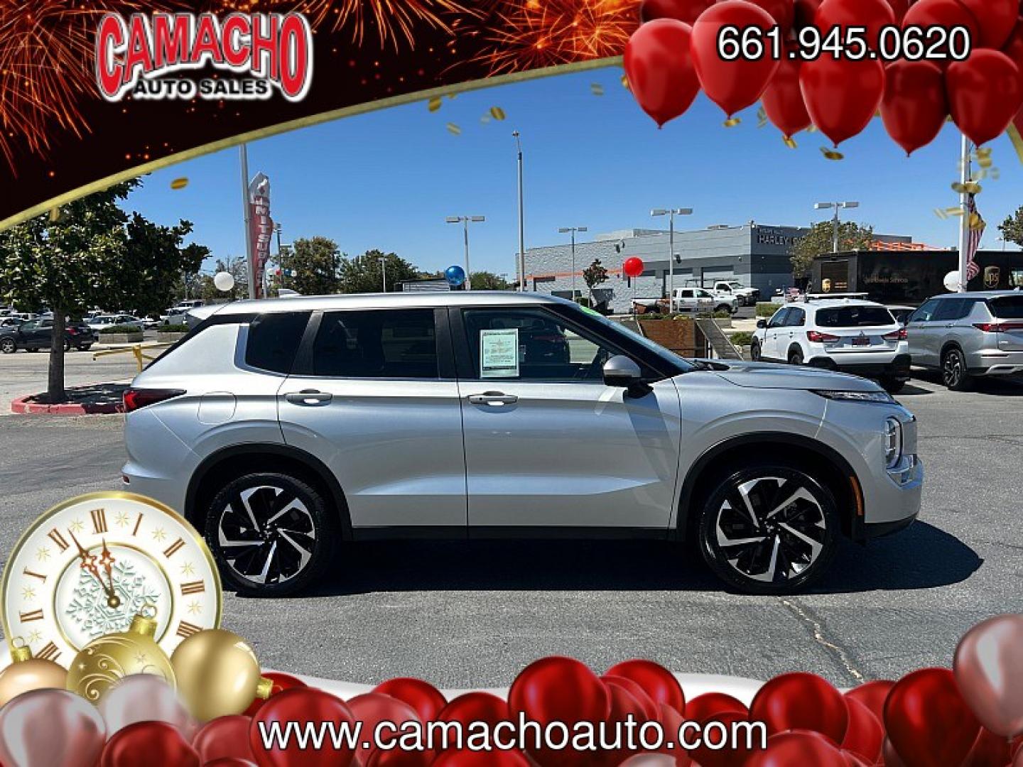 2024 Silver Mitsubishi Outlander (JA4J3VA80RZ) with an 4-Cyl 2.5 Liter engine, Automatic CVT transmission, located at 412 Auto Vista Drive, Palmdale, CA, 93551, (661) 945-0620, 34.592636, -118.136681- Photo#9