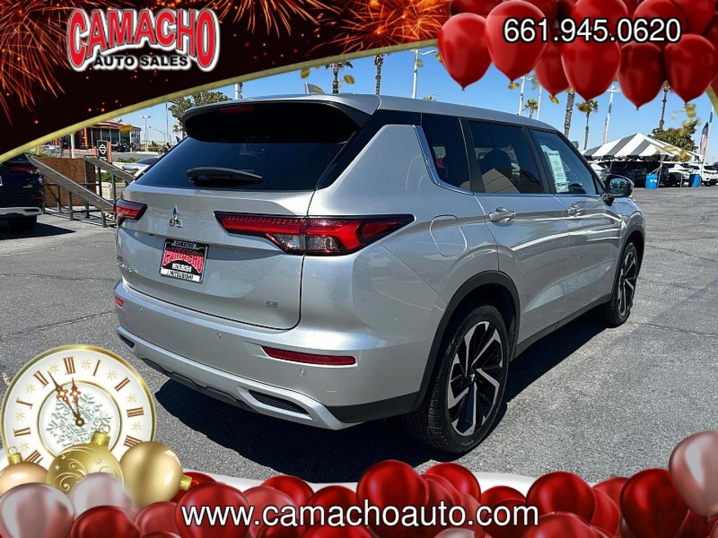 2024 Silver Mitsubishi Outlander (JA4J3VA80RZ) with an 4-Cyl 2.5 Liter engine, Automatic CVT transmission, located at 412 Auto Vista Drive, Palmdale, CA, 93551, (661) 945-0620, 34.592636, -118.136681- Photo#10