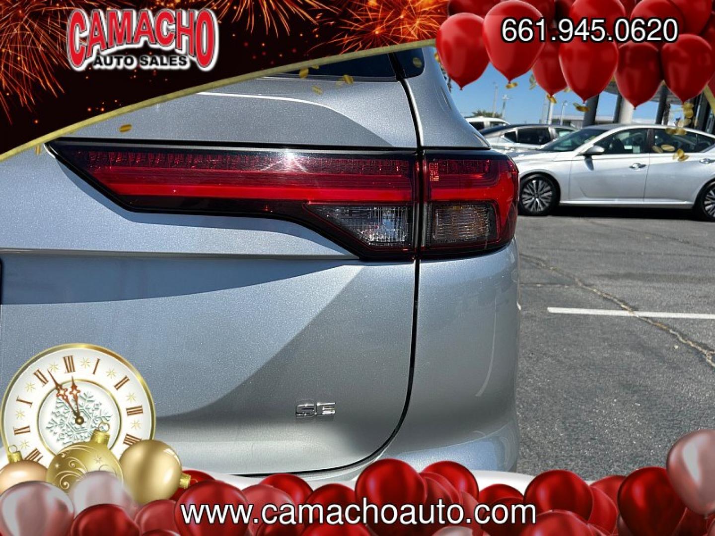 2024 Silver Mitsubishi Outlander (JA4J3VA80RZ) with an 4-Cyl 2.5 Liter engine, Automatic CVT transmission, located at 412 Auto Vista Drive, Palmdale, CA, 93551, (661) 945-0620, 34.592636, -118.136681- Photo#12