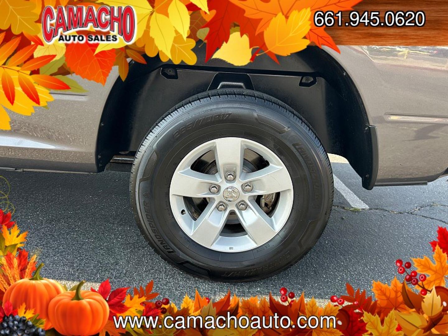 2024 GRAY Ram 1500 Classic 2WD (1C6RR6GG5RS) , Automatic 8-Spd transmission, located at 412 Auto Vista Drive, Palmdale, CA, 93551, (661) 945-0620, 34.592636, -118.136681- Photo#13