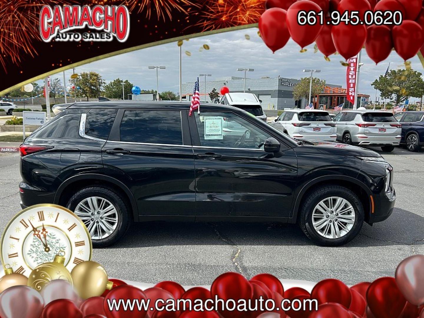 2023 Black Mitsubishi Outlander (JA4J3TA84PZ) with an 4-Cyl 2.5 Liter engine, Automatic CVT transmission, located at 412 Auto Vista Drive, Palmdale, CA, 93551, (661) 945-0620, 34.592636, -118.136681- Photo#3