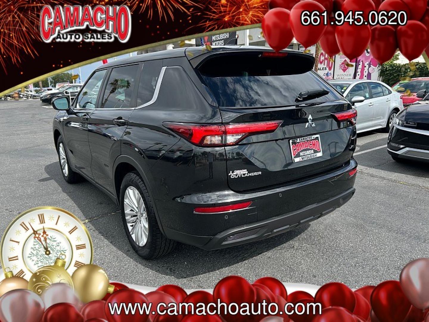 2023 Black Mitsubishi Outlander (JA4J3TA84PZ) with an 4-Cyl 2.5 Liter engine, Automatic CVT transmission, located at 412 Auto Vista Drive, Palmdale, CA, 93551, (661) 945-0620, 34.592636, -118.136681- Photo#6