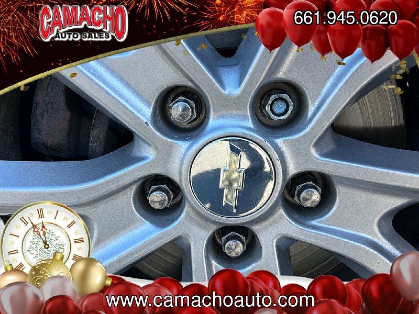 2020 White Chevrolet Equinox (3GNAXKEV3LS) , Automatic transmission, located at 412 Auto Vista Drive, Palmdale, CA, 93551, (661) 945-0620, 34.592636, -118.136681- Photo#14