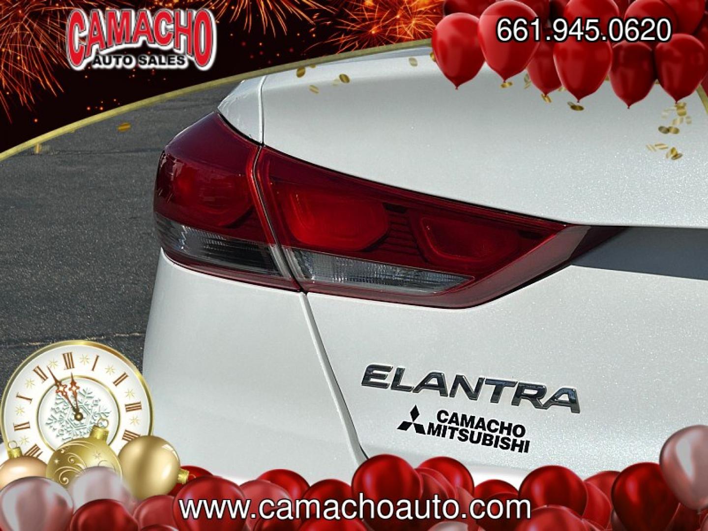 2017 White Hyundai Elantra (5NPD84LF8HH) with an 4-Cyl 2.0 Liter engine, Auto 6-Spd Shiftronic transmission, located at 412 Auto Vista Drive, Palmdale, CA, 93551, (661) 945-0620, 34.592636, -118.136681- Photo#11