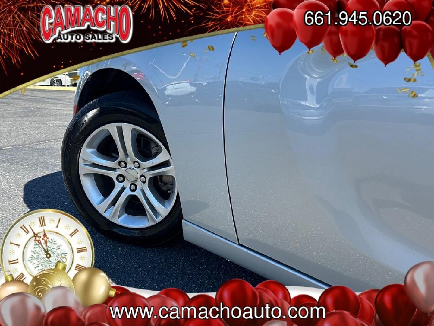 2022 Silver Dodge Charger (2C3CDXBG5NH) with an V6 3.6 Liter engine, Automatic 8-Spd w/AutoStick transmission, located at 412 Auto Vista Drive, Palmdale, CA, 93551, (661) 945-0620, 34.592636, -118.136681- Photo#7