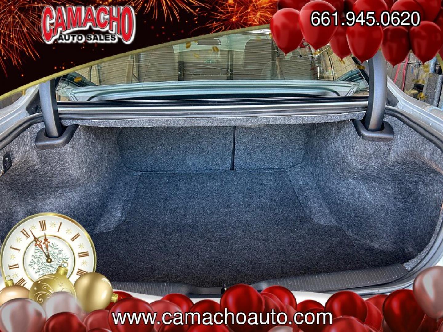 2022 Silver Dodge Charger (2C3CDXBG5NH) with an V6 3.6 Liter engine, Automatic 8-Spd w/AutoStick transmission, located at 412 Auto Vista Drive, Palmdale, CA, 93551, (661) 945-0620, 34.592636, -118.136681- Photo#25