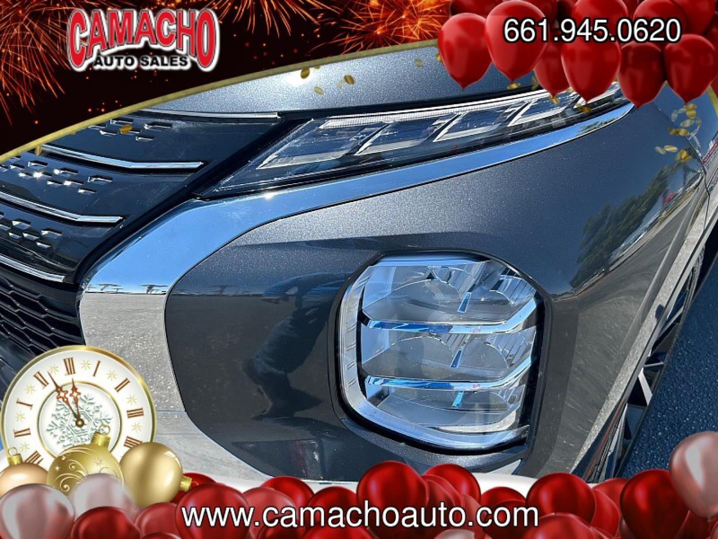 2024 Silver Mitsubishi Outlander (JA4J3VA83RZ) with an 4-Cyl 2.5 Liter engine, Automatic CVT transmission, located at 412 Auto Vista Drive, Palmdale, CA, 93551, (661) 945-0620, 34.592636, -118.136681- Photo#4