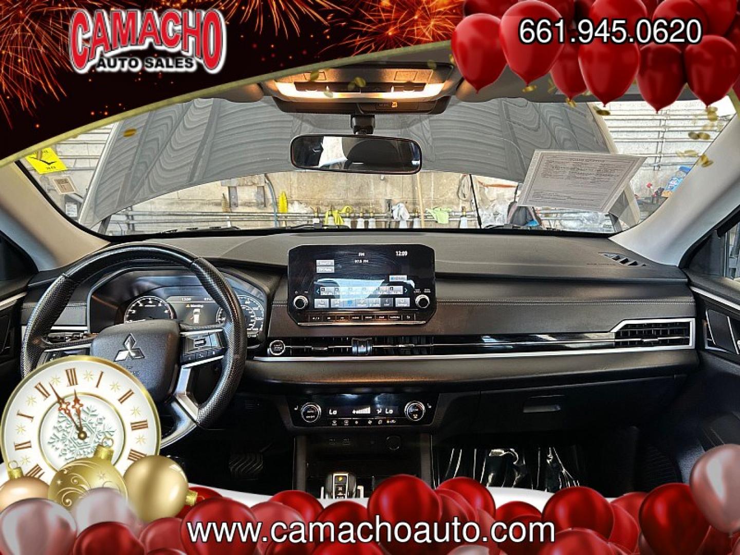 2024 Silver Mitsubishi Outlander (JA4J3VA83RZ) with an 4-Cyl 2.5 Liter engine, Automatic CVT transmission, located at 412 Auto Vista Drive, Palmdale, CA, 93551, (661) 945-0620, 34.592636, -118.136681- Photo#18