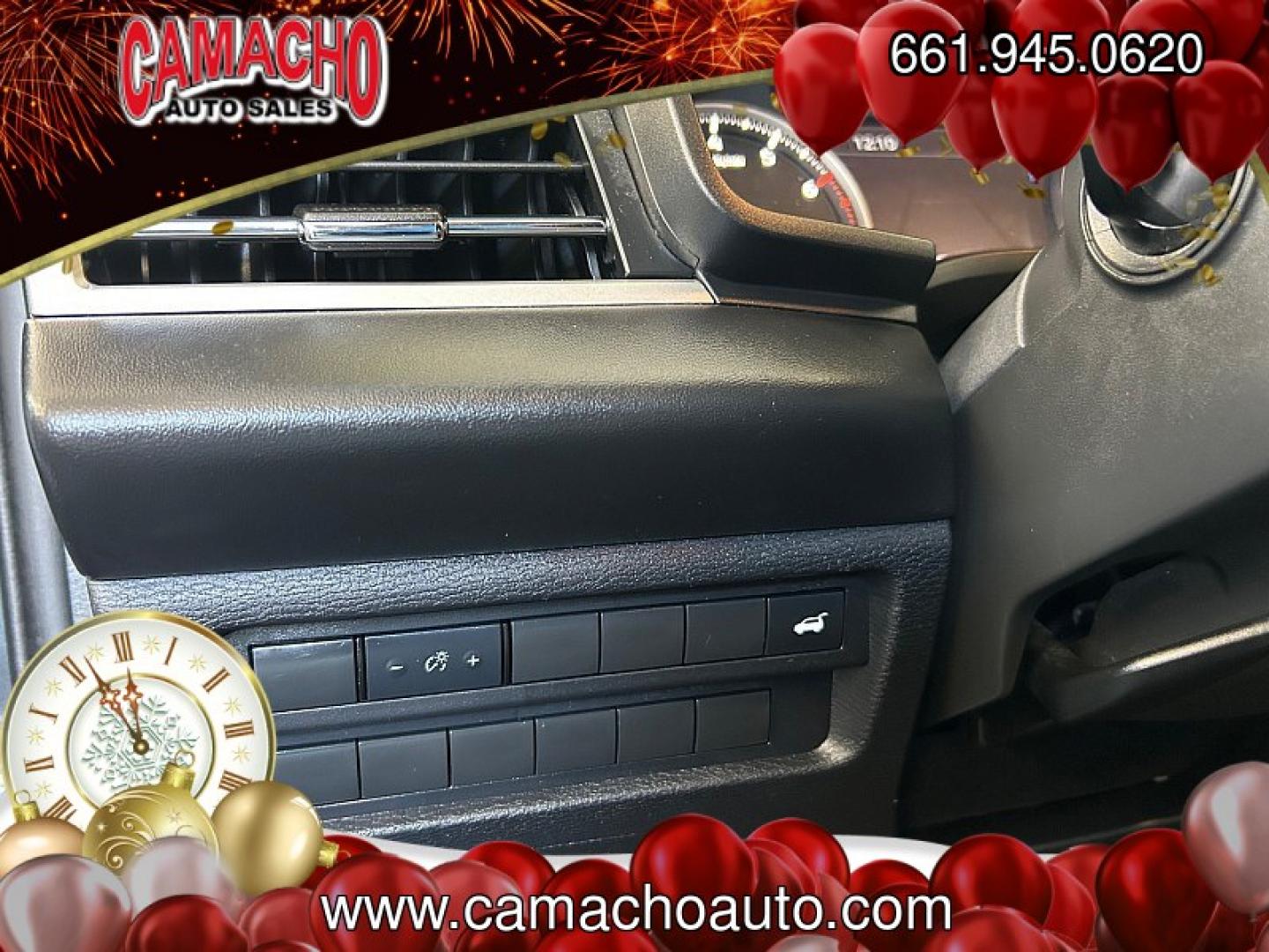 2024 Silver Mitsubishi Outlander (JA4J3VA83RZ) with an 4-Cyl 2.5 Liter engine, Automatic CVT transmission, located at 412 Auto Vista Drive, Palmdale, CA, 93551, (661) 945-0620, 34.592636, -118.136681- Photo#25