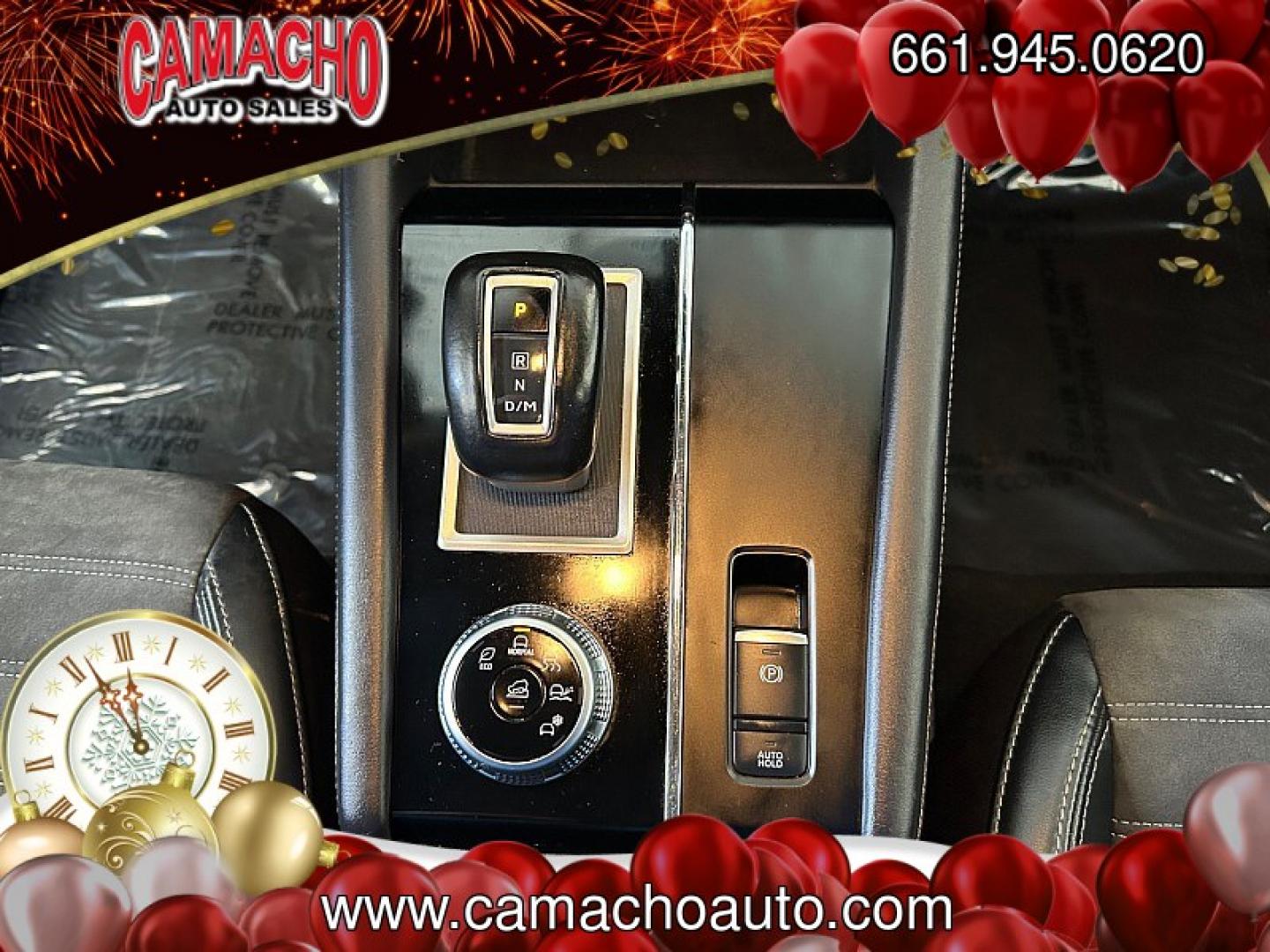 2024 Silver Mitsubishi Outlander (JA4J3VA83RZ) with an 4-Cyl 2.5 Liter engine, Automatic CVT transmission, located at 412 Auto Vista Drive, Palmdale, CA, 93551, (661) 945-0620, 34.592636, -118.136681- Photo#28