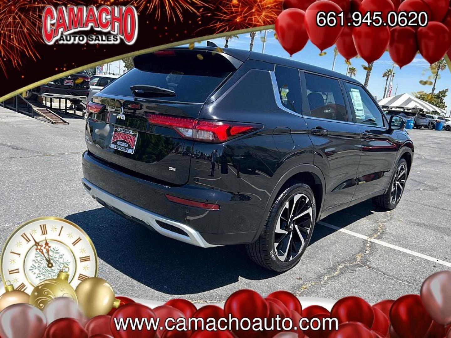 2024 Black Mitsubishi Outlander (JA4J3VA85RZ) with an 4-Cyl 2.5 Liter engine, Automatic CVT transmission, located at 412 Auto Vista Drive, Palmdale, CA, 93551, (661) 945-0620, 34.592636, -118.136681- Photo#7