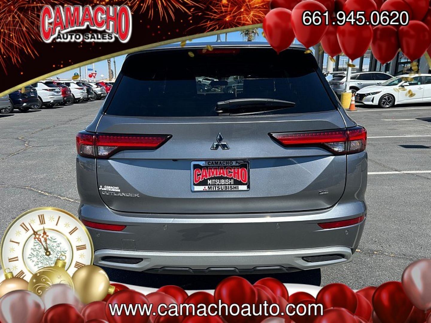 2024 Gray Mitsubishi Outlander (JA4J3VA87RZ) with an 4-Cyl 2.5 Liter engine, Automatic CVT transmission, located at 412 Auto Vista Drive, Palmdale, CA, 93551, (661) 945-0620, 34.592636, -118.136681- Photo#1