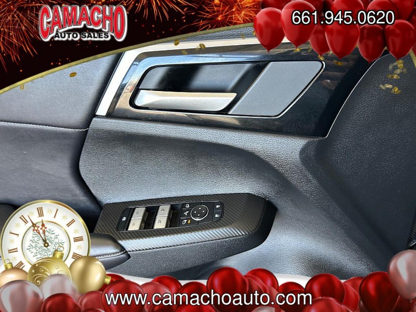 2024 Gray Mitsubishi Outlander (JA4J3VA87RZ) with an 4-Cyl 2.5 Liter engine, Automatic CVT transmission, located at 412 Auto Vista Drive, Palmdale, CA, 93551, (661) 945-0620, 34.592636, -118.136681- Photo#27