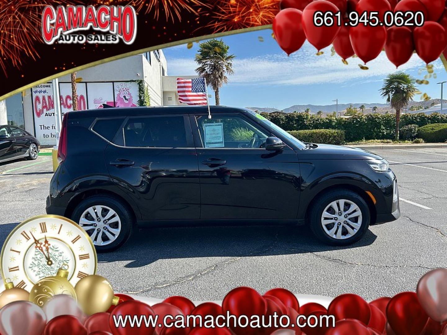 2020 Black Kia Soul (KNDJ23AU6L7) with an 4-Cyl 2.0 Liter engine, Automatic i-VT transmission, located at 412 Auto Vista Drive, Palmdale, CA, 93551, (661) 945-0620, 34.592636, -118.136681- Photo#5