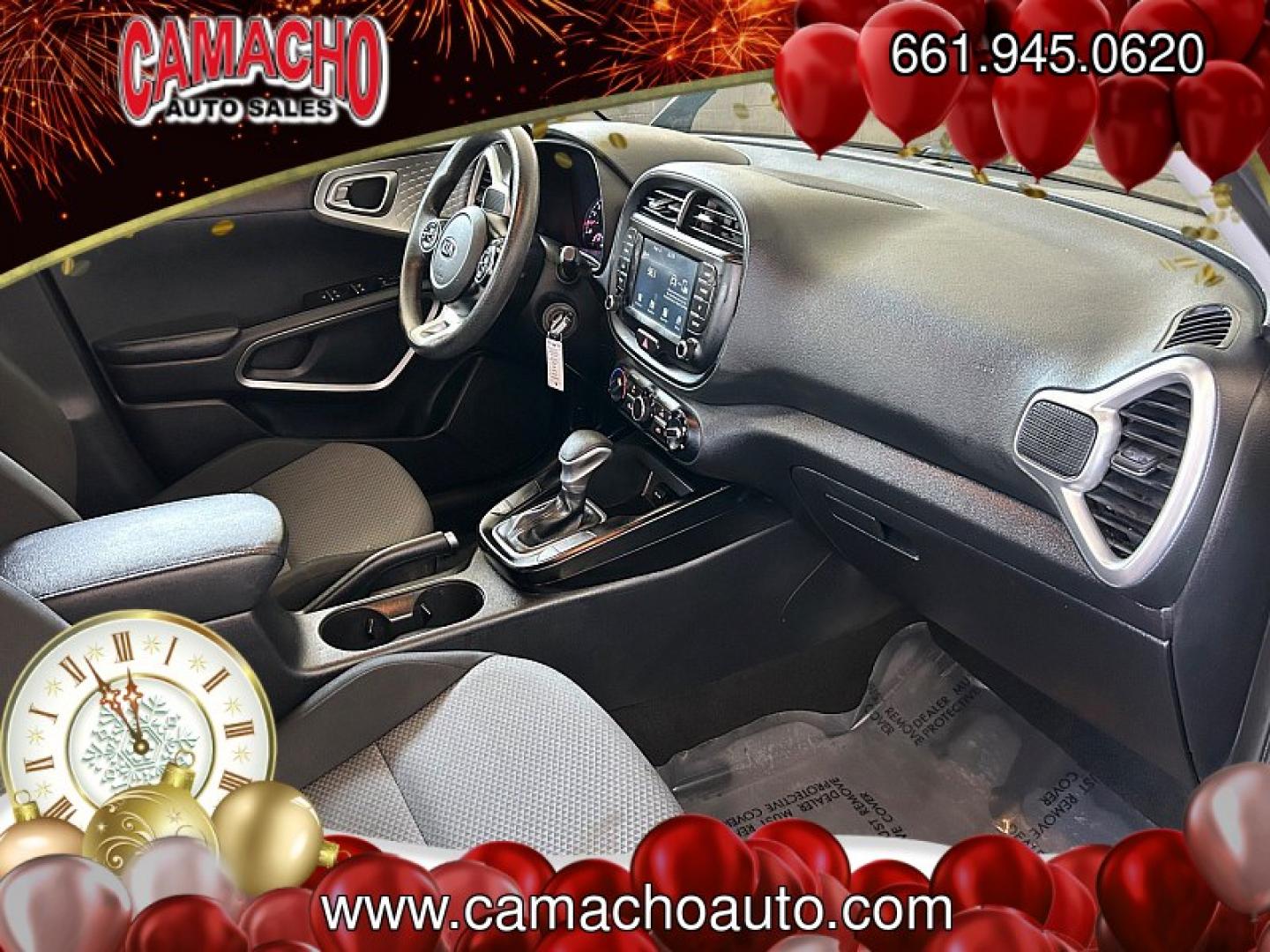 2020 Black Kia Soul (KNDJ23AU6L7) with an 4-Cyl 2.0 Liter engine, Automatic i-VT transmission, located at 412 Auto Vista Drive, Palmdale, CA, 93551, (661) 945-0620, 34.592636, -118.136681- Photo#29