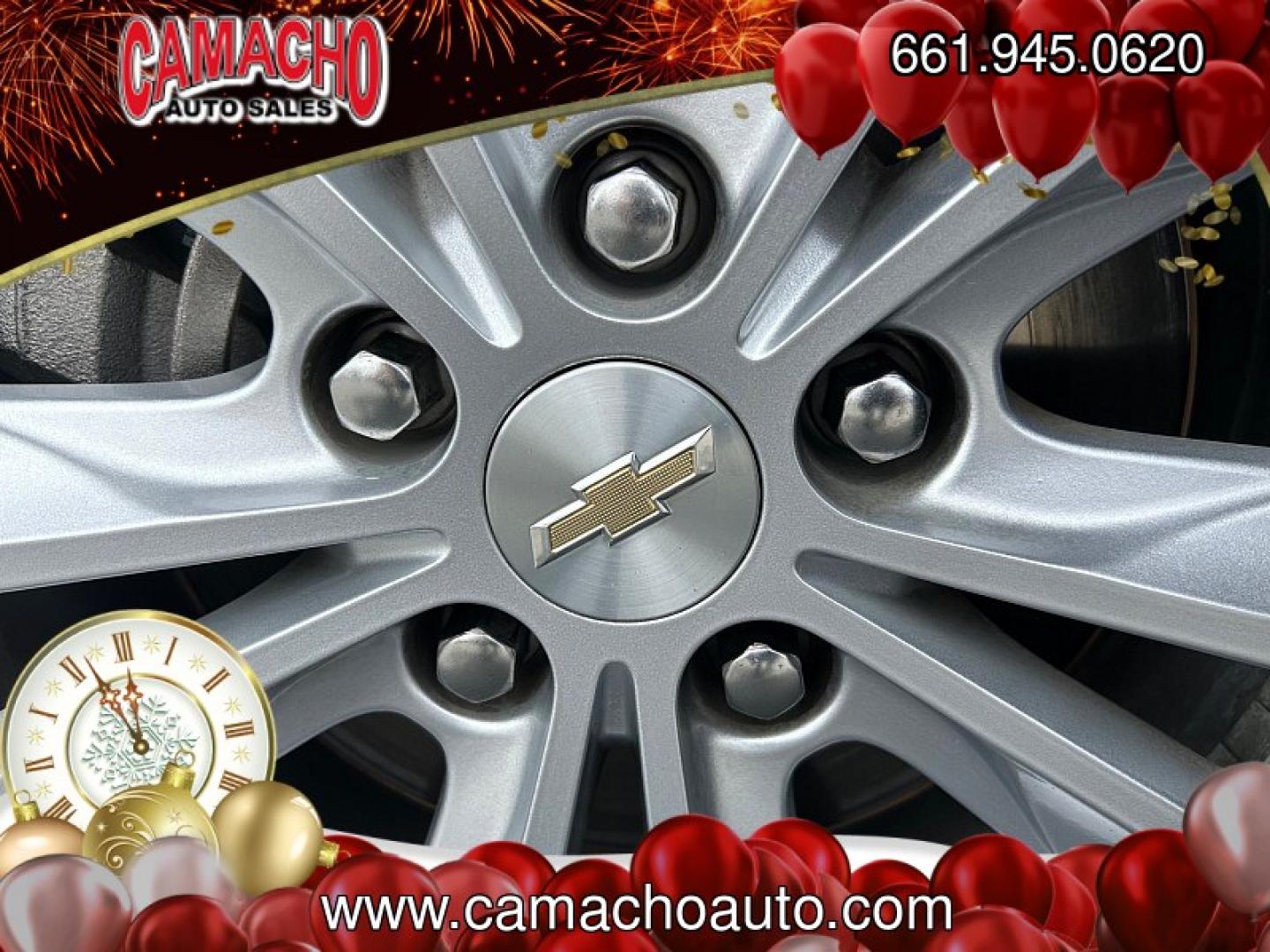 2023 White Chevrolet Malibu (1G1ZD5STXPF) with an 4-Cyl Turbo 1.5 Liter engine, Automatic CVT transmission, located at 412 Auto Vista Drive, Palmdale, CA, 93551, (661) 945-0620, 34.592636, -118.136681- Photo#13