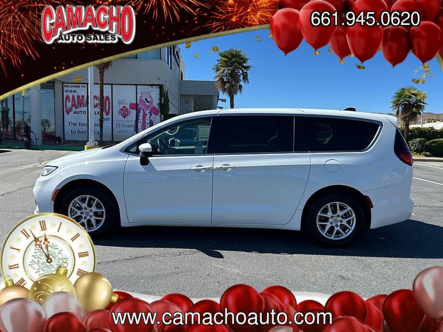 2023 White Chrysler Pacifica (2C4RC1BGXPR) with an V6 3.6 Liter engine, Automatic 9-Spd transmission, located at 412 Auto Vista Drive, Palmdale, CA, 93551, (661) 945-0620, 34.592636, -118.136681- Photo#3