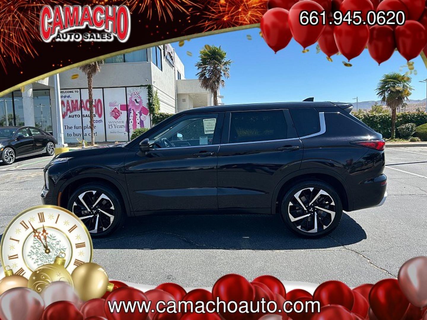 2024 Black Mitsubishi Outlander (JA4J3VA80RZ) with an 4-Cyl 2.5 Liter engine, Automatic CVT transmission, located at 412 Auto Vista Drive, Palmdale, CA, 93551, (661) 945-0620, 34.592636, -118.136681- Photo#3