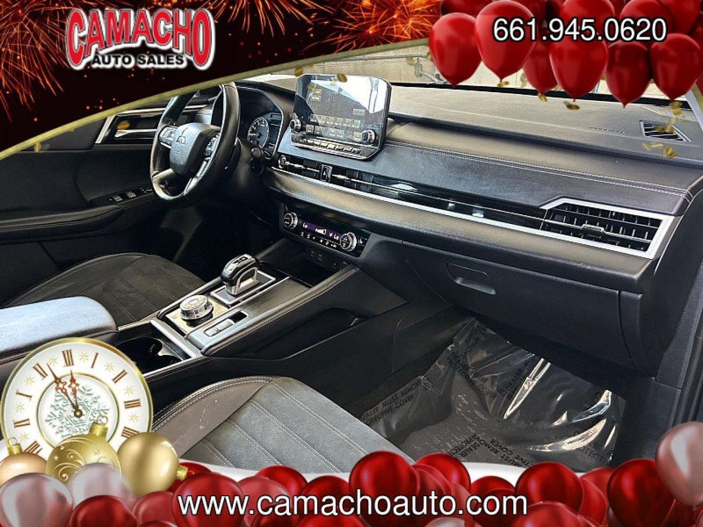 2024 Black Mitsubishi Outlander (JA4J3VA80RZ) with an 4-Cyl 2.5 Liter engine, Automatic CVT transmission, located at 412 Auto Vista Drive, Palmdale, CA, 93551, (661) 945-0620, 34.592636, -118.136681- Photo#23