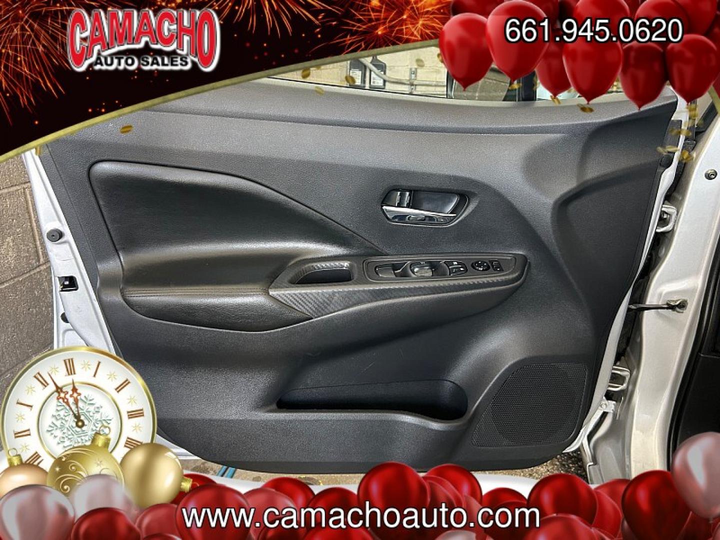 2020 Silver Nissan Versa (3N1CN8EV6LL) with an 4-Cyl 1.6 Liter engine, Automatic CVT w/Xtronic transmission, located at 412 Auto Vista Drive, Palmdale, CA, 93551, (661) 945-0620, 34.592636, -118.136681- Photo#16