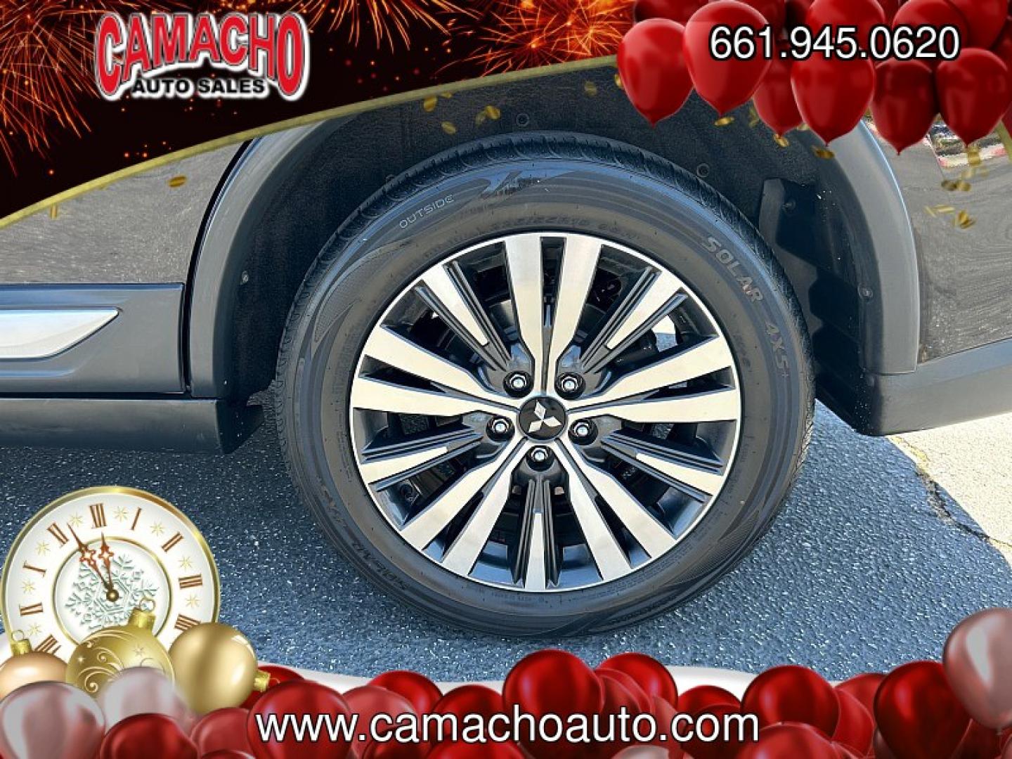 2019 Black Mitsubishi Outlander (JA4AD3A3XKZ) with an 4-Cyl 2.4 Liter engine, Automatic CVT transmission, located at 412 Auto Vista Drive, Palmdale, CA, 93551, (661) 945-0620, 34.592636, -118.136681- Photo#14