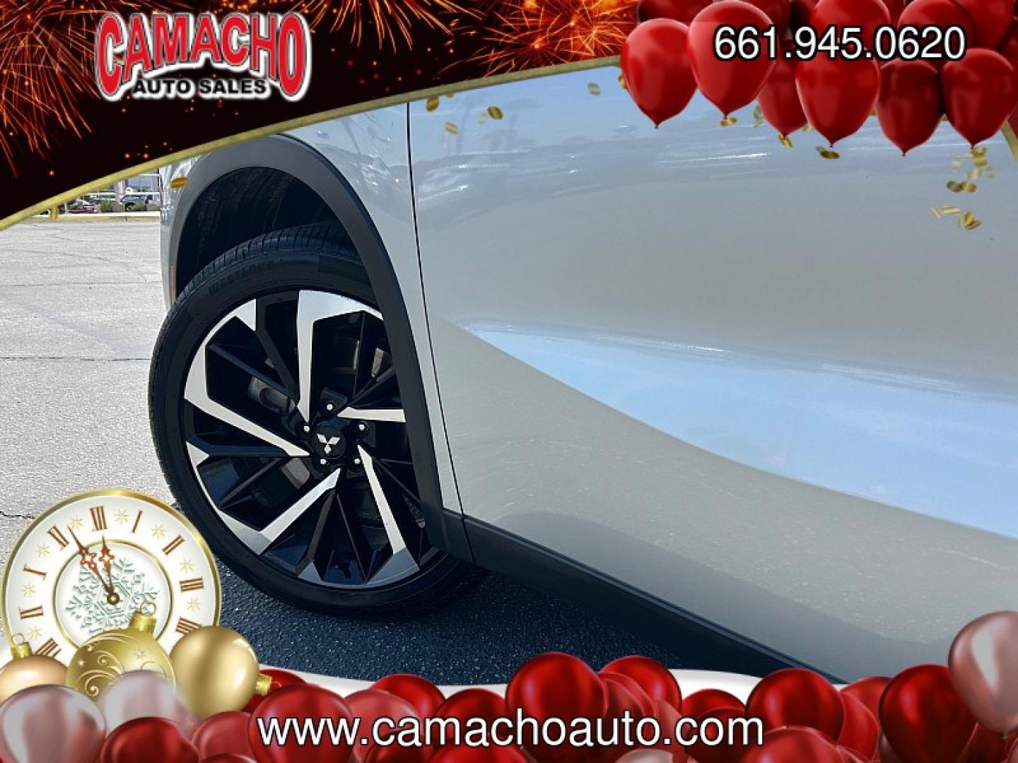 2024 Silver Mitsubishi Outlander (JA4J3VA84RZ) with an 4-Cyl 2.5 Liter engine, Automatic CVT transmission, located at 412 Auto Vista Drive, Palmdale, CA, 93551, (661) 945-0620, 34.592636, -118.136681- Photo#7