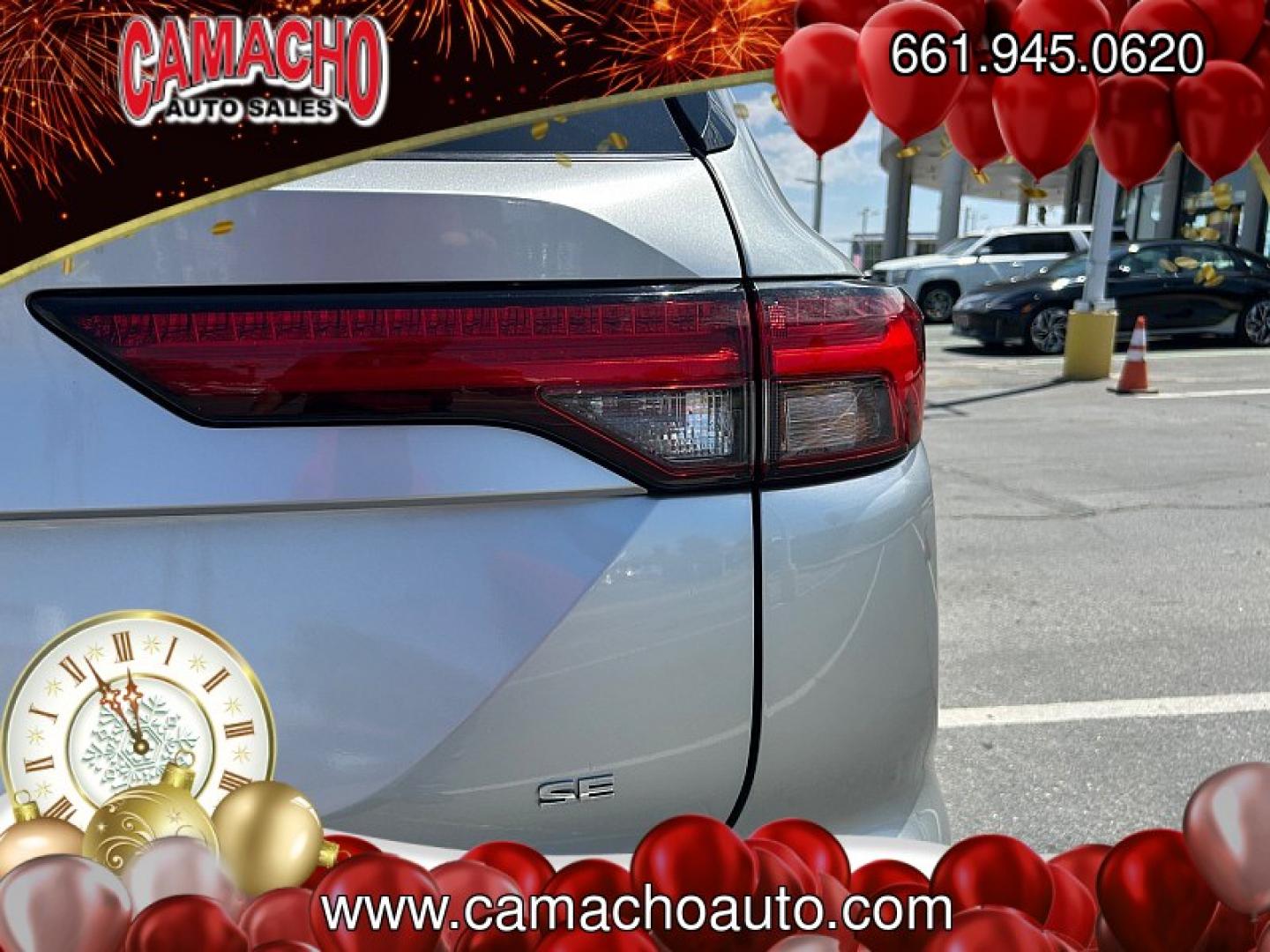 2024 Silver Mitsubishi Outlander (JA4J3VA84RZ) with an 4-Cyl 2.5 Liter engine, Automatic CVT transmission, located at 412 Auto Vista Drive, Palmdale, CA, 93551, (661) 945-0620, 34.592636, -118.136681- Photo#12