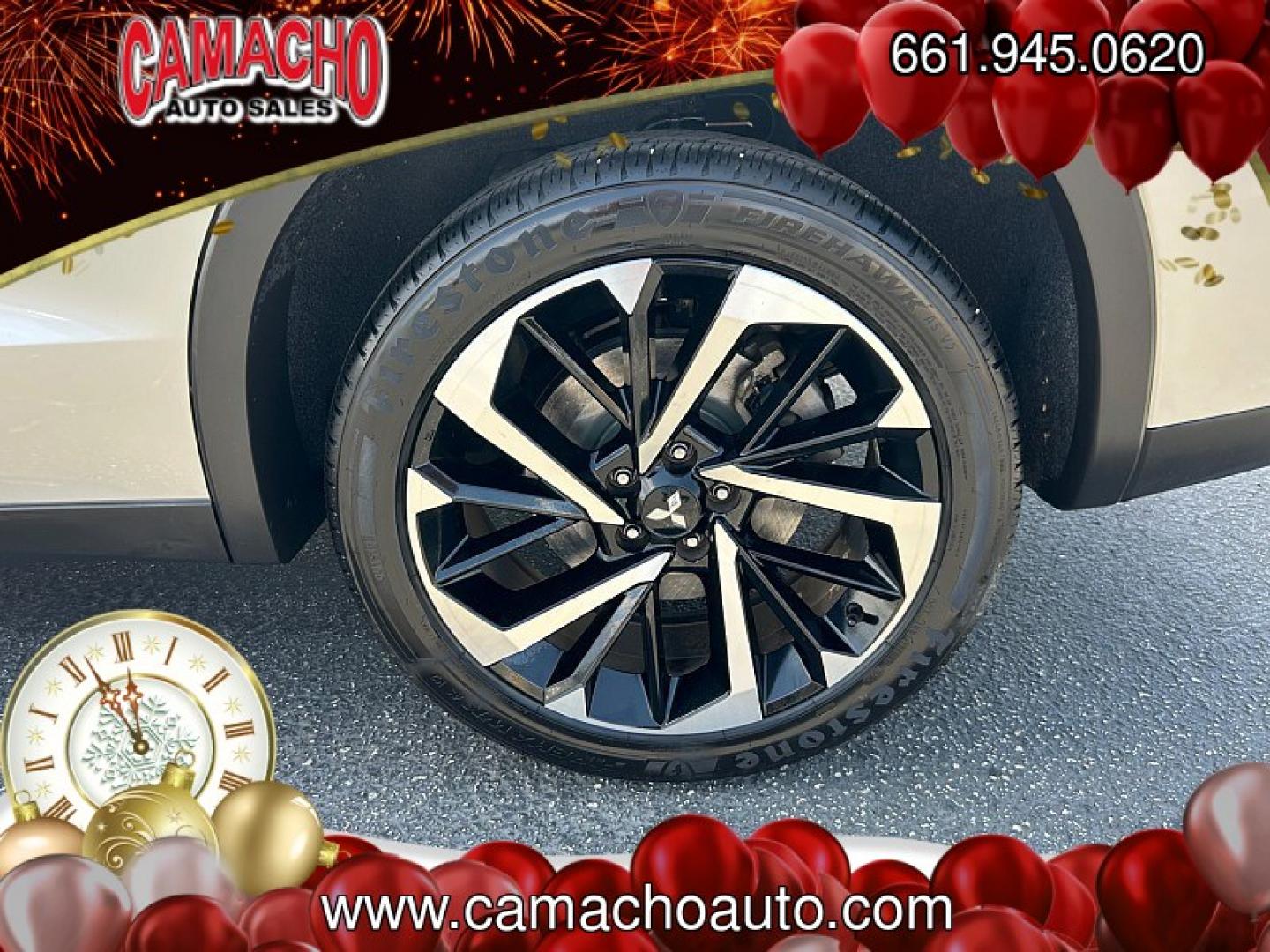 2024 Silver Mitsubishi Outlander (JA4J3VA84RZ) with an 4-Cyl 2.5 Liter engine, Automatic CVT transmission, located at 412 Auto Vista Drive, Palmdale, CA, 93551, (661) 945-0620, 34.592636, -118.136681- Photo#13