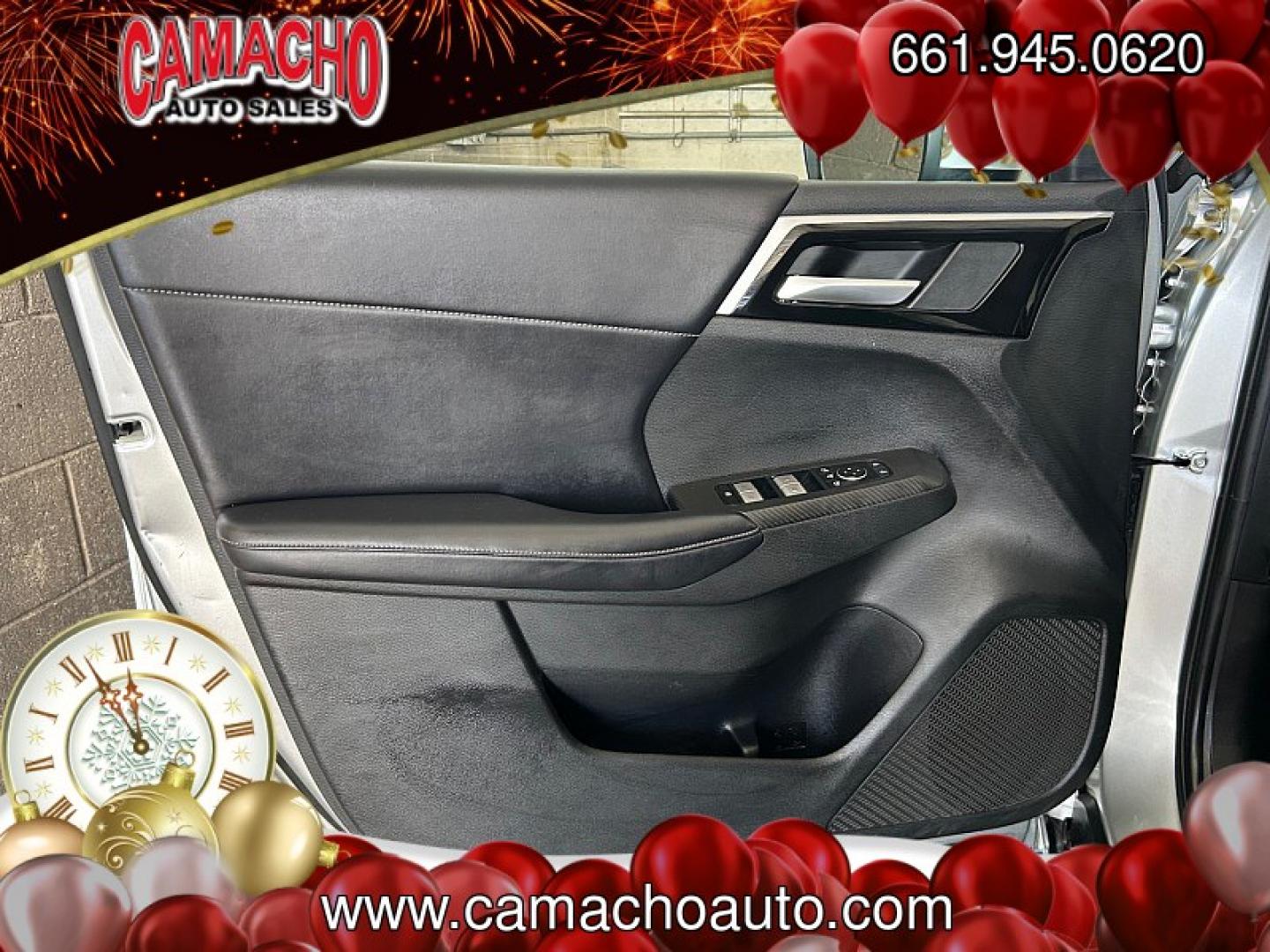 2024 Silver Mitsubishi Outlander (JA4J3VA84RZ) with an 4-Cyl 2.5 Liter engine, Automatic CVT transmission, located at 412 Auto Vista Drive, Palmdale, CA, 93551, (661) 945-0620, 34.592636, -118.136681- Photo#16