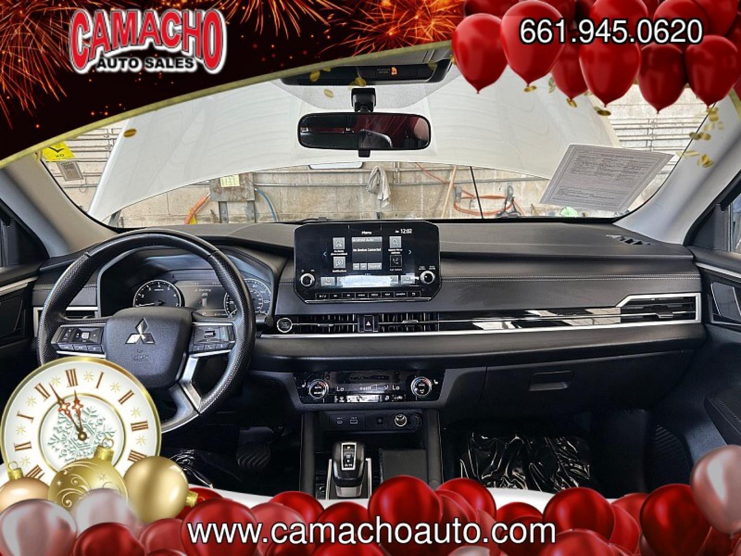 2024 Silver Mitsubishi Outlander (JA4J3VA84RZ) with an 4-Cyl 2.5 Liter engine, Automatic CVT transmission, located at 412 Auto Vista Drive, Palmdale, CA, 93551, (661) 945-0620, 34.592636, -118.136681- Photo#18