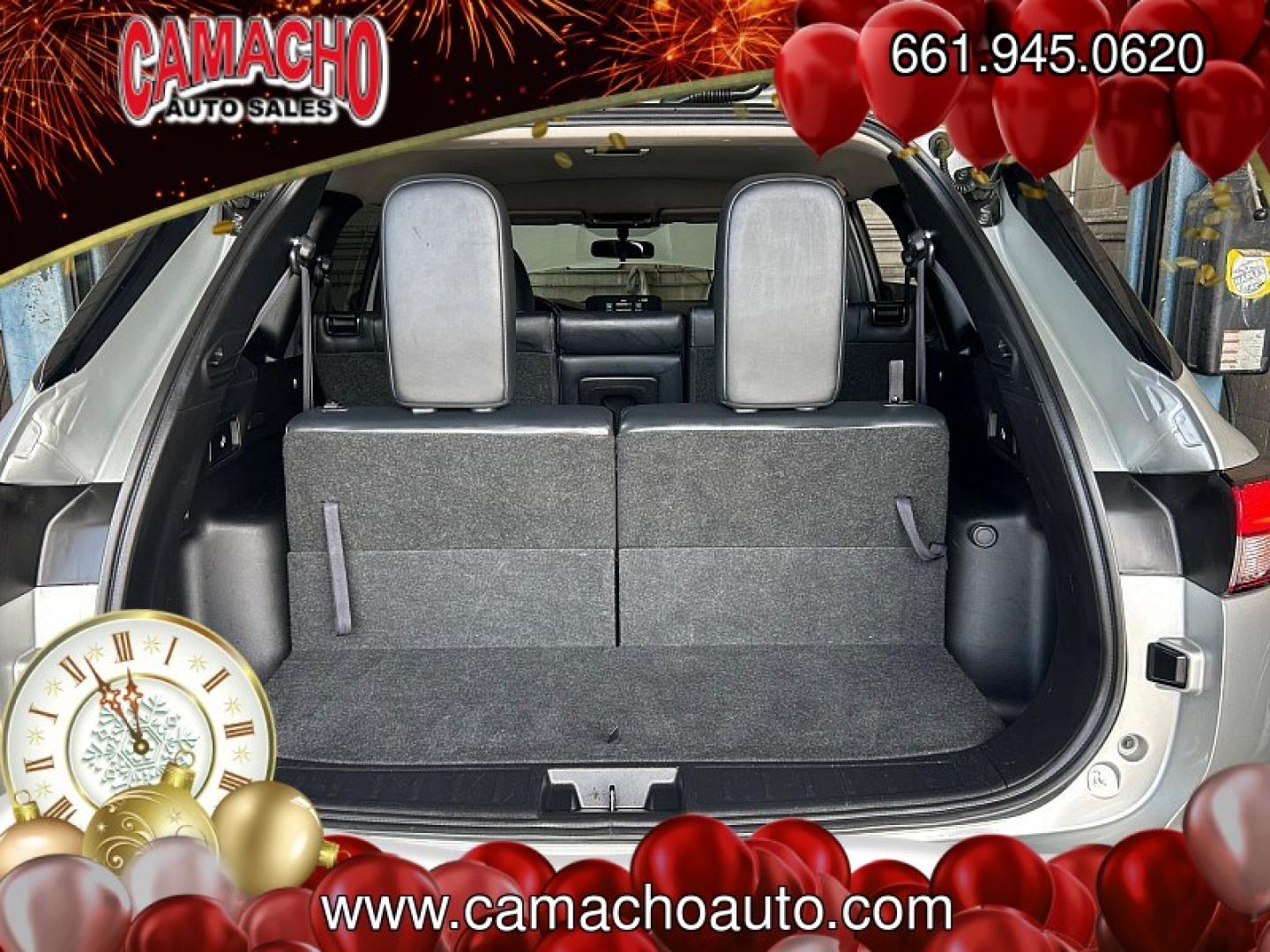 2024 Silver Mitsubishi Outlander (JA4J3VA84RZ) with an 4-Cyl 2.5 Liter engine, Automatic CVT transmission, located at 412 Auto Vista Drive, Palmdale, CA, 93551, (661) 945-0620, 34.592636, -118.136681- Photo#25