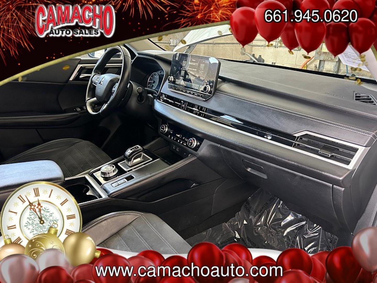 2024 Silver Mitsubishi Outlander (JA4J3VA84RZ) with an 4-Cyl 2.5 Liter engine, Automatic CVT transmission, located at 412 Auto Vista Drive, Palmdale, CA, 93551, (661) 945-0620, 34.592636, -118.136681- Photo#27