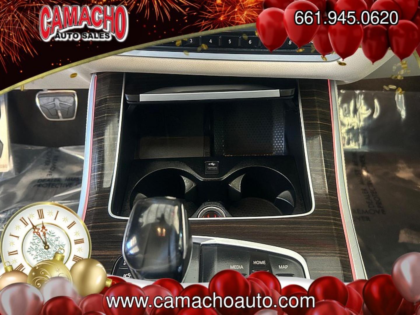 2020 White BMW X5 (5UXCR4C0XL9) with an 6-Cyl Turbo 3.0 Liter engine, Automatic 8-Spd Sport w/Steptronic Sport transmission, located at 412 Auto Vista Drive, Palmdale, CA, 93551, (661) 945-0620, 34.592636, -118.136681- Photo#18