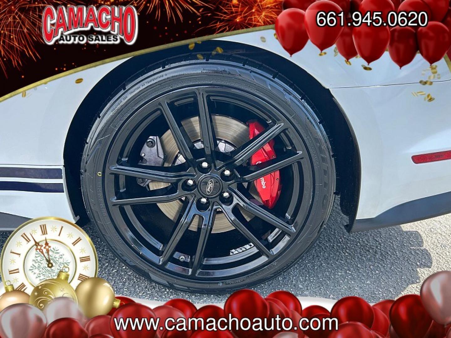 2020 White Ford Shelby GT500 (1FA6P8SJ2L5) with an V8 Supercharged 5.2 Liter engine, Automatic 7-Spd Dual Clutch TREMEC transmission, located at 412 Auto Vista Drive, Palmdale, CA, 93551, (661) 945-0620, 34.592636, -118.136681- Photo#11