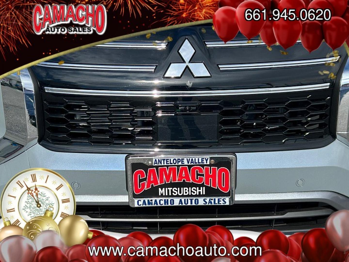 2026 Gray Mitsubishi Outlander (JA4J3VAB4TZ) with an 4-Cyl Turbo Hybrid 1.5 Liter engine, Automatic CVT transmission, located at 412 Auto Vista Drive, Palmdale, CA, 93551, (661) 945-0620, 34.592636, -118.136681- Photo#8