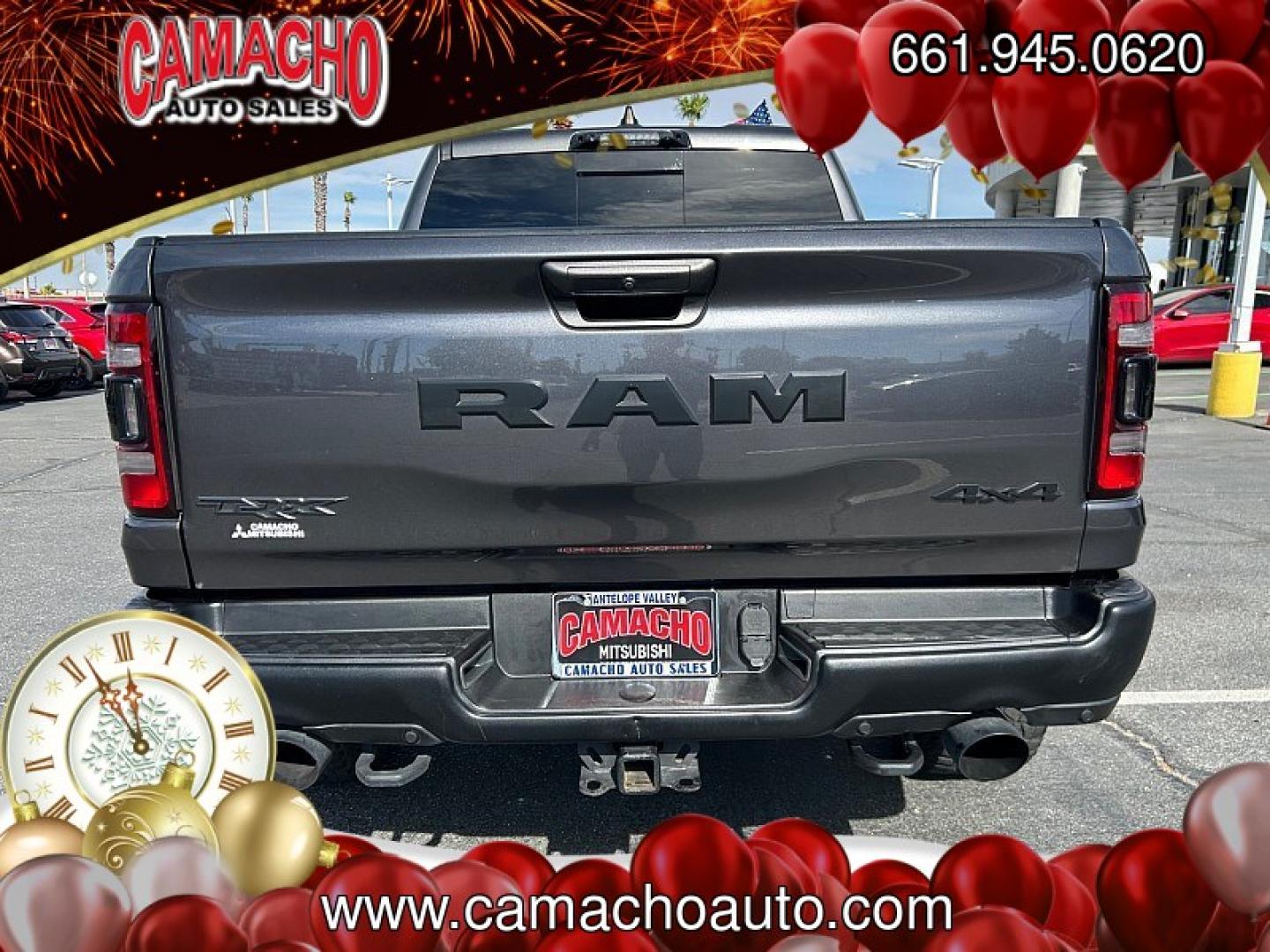 2022 Gray Ram 1500 4WD (1C6SRFU94NN) with an V8 HEMI 6.2 Liter engine, Automatic 8-Spd transmission, located at 412 Auto Vista Drive, Palmdale, CA, 93551, (661) 945-0620, 34.592636, -118.136681- Photo#3