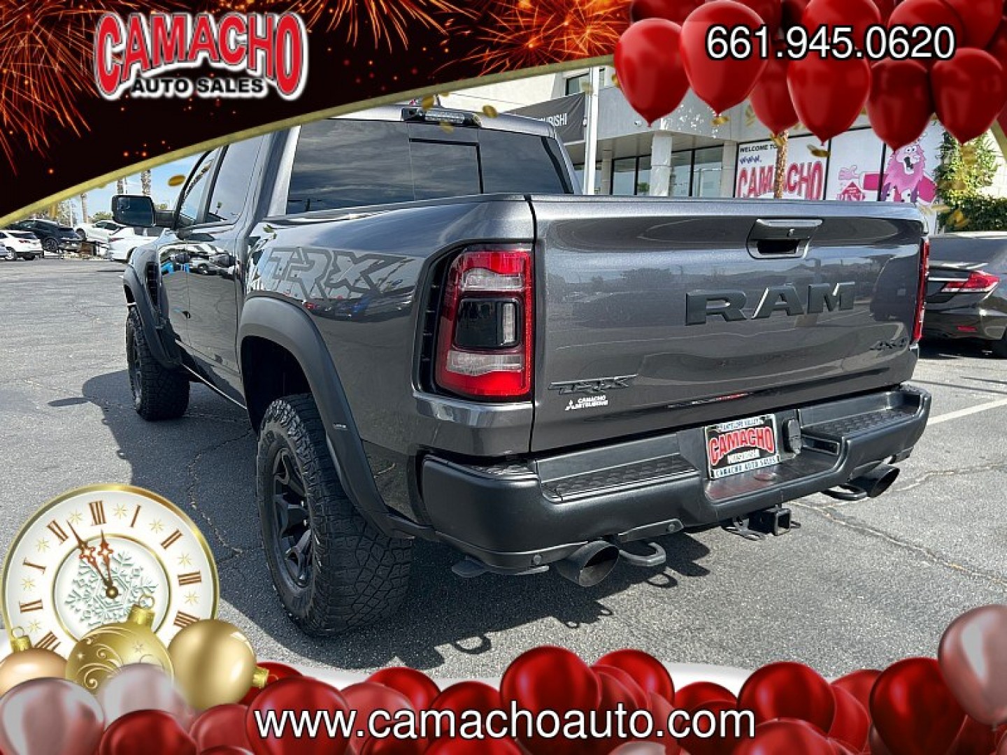 2022 Gray Ram 1500 4WD (1C6SRFU94NN) with an V8 HEMI 6.2 Liter engine, Automatic 8-Spd transmission, located at 412 Auto Vista Drive, Palmdale, CA, 93551, (661) 945-0620, 34.592636, -118.136681- Photo#4