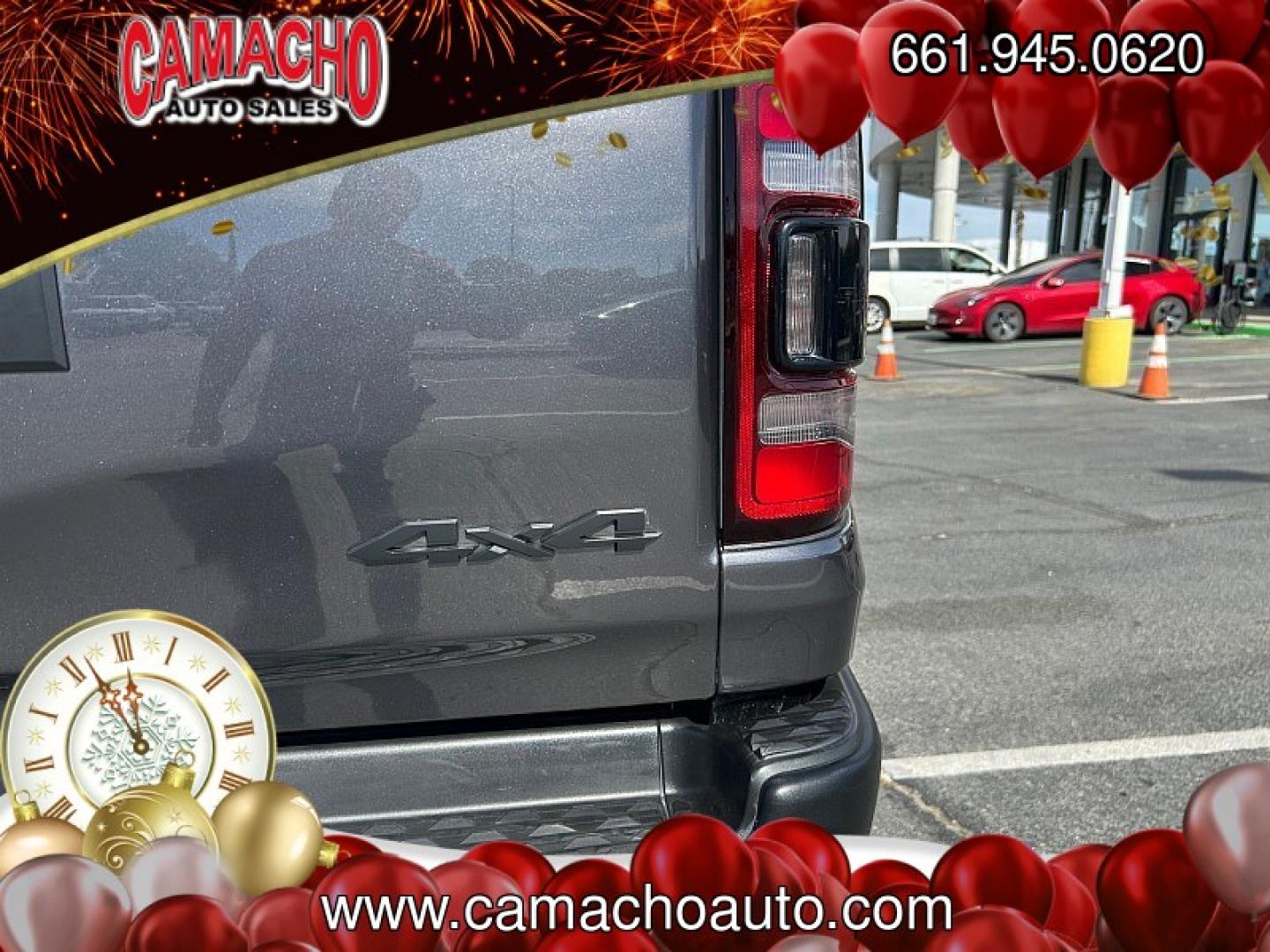 2022 Gray Ram 1500 4WD (1C6SRFU94NN) with an V8 HEMI 6.2 Liter engine, Automatic 8-Spd transmission, located at 412 Auto Vista Drive, Palmdale, CA, 93551, (661) 945-0620, 34.592636, -118.136681- Photo#15