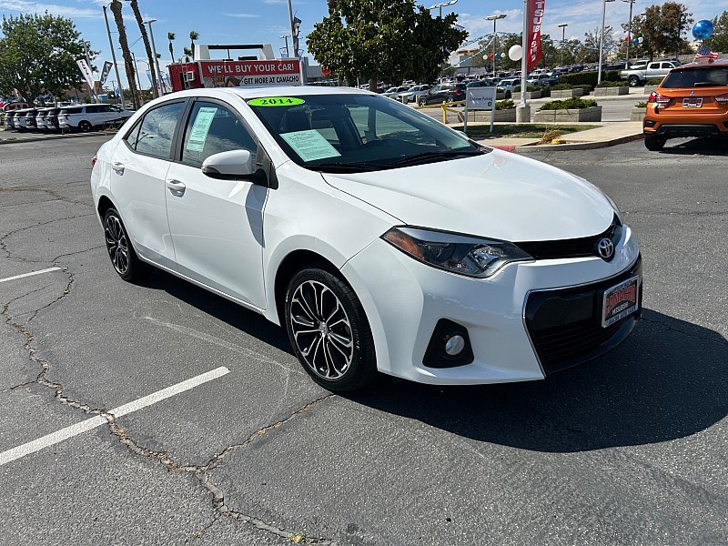 photo of 2014 Toyota Corolla