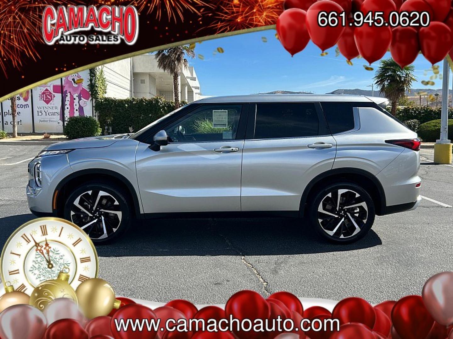 2024 Silver Mitsubishi Outlander (JA4J4VA84RZ) with an 4-Cyl 2.5 Liter engine, Automatic CVT transmission, located at 412 Auto Vista Drive, Palmdale, CA, 93551, (661) 945-0620, 34.592636, -118.136681- Photo#4