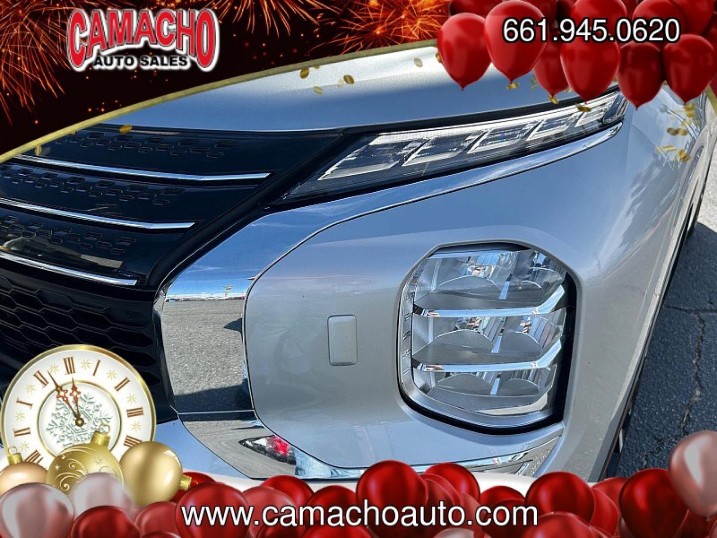 2024 Silver Mitsubishi Outlander (JA4J4VA84RZ) with an 4-Cyl 2.5 Liter engine, Automatic CVT transmission, located at 412 Auto Vista Drive, Palmdale, CA, 93551, (661) 945-0620, 34.592636, -118.136681- Photo#6